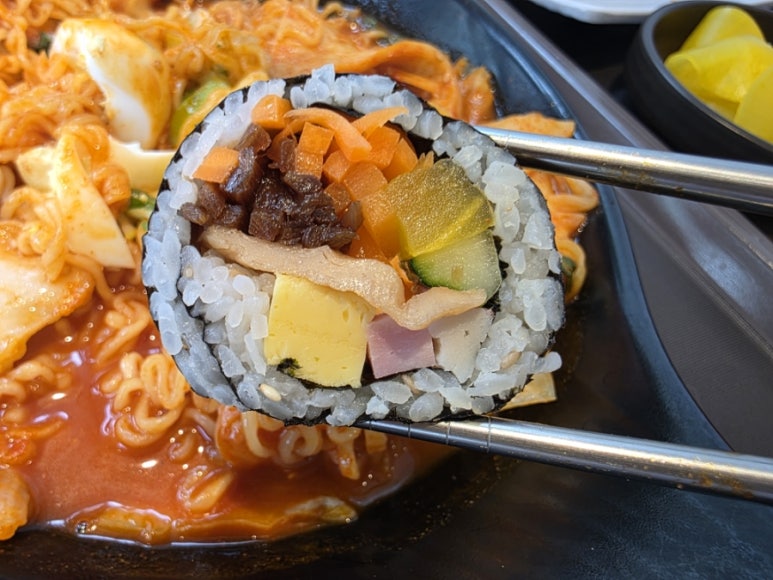 김가네 강남자곡점 사진 6