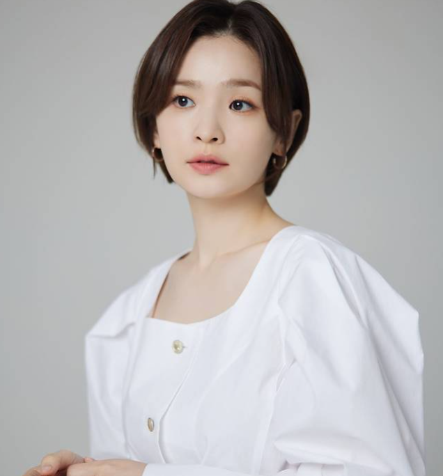 결혼 10년 차라고요 과거 관계까지 다시 주목받는다 이미지 2