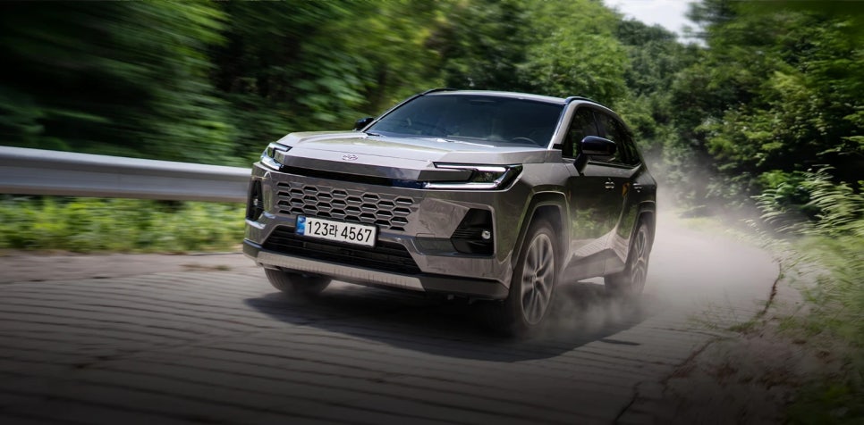 올 뉴 토요타 RAV4 하이브리드, 2WD XLE와 AWD LIMITED는 이렇게 달라집니다