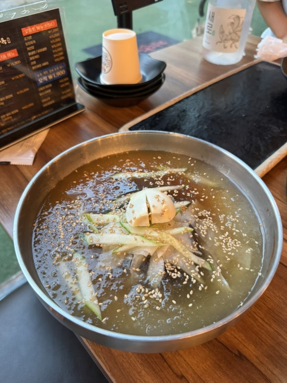 [경기 남양주]남양주 별내동 고기집 돼지고기 세트 소주 맥주 1900원 '청담가옥 별내별가람점'