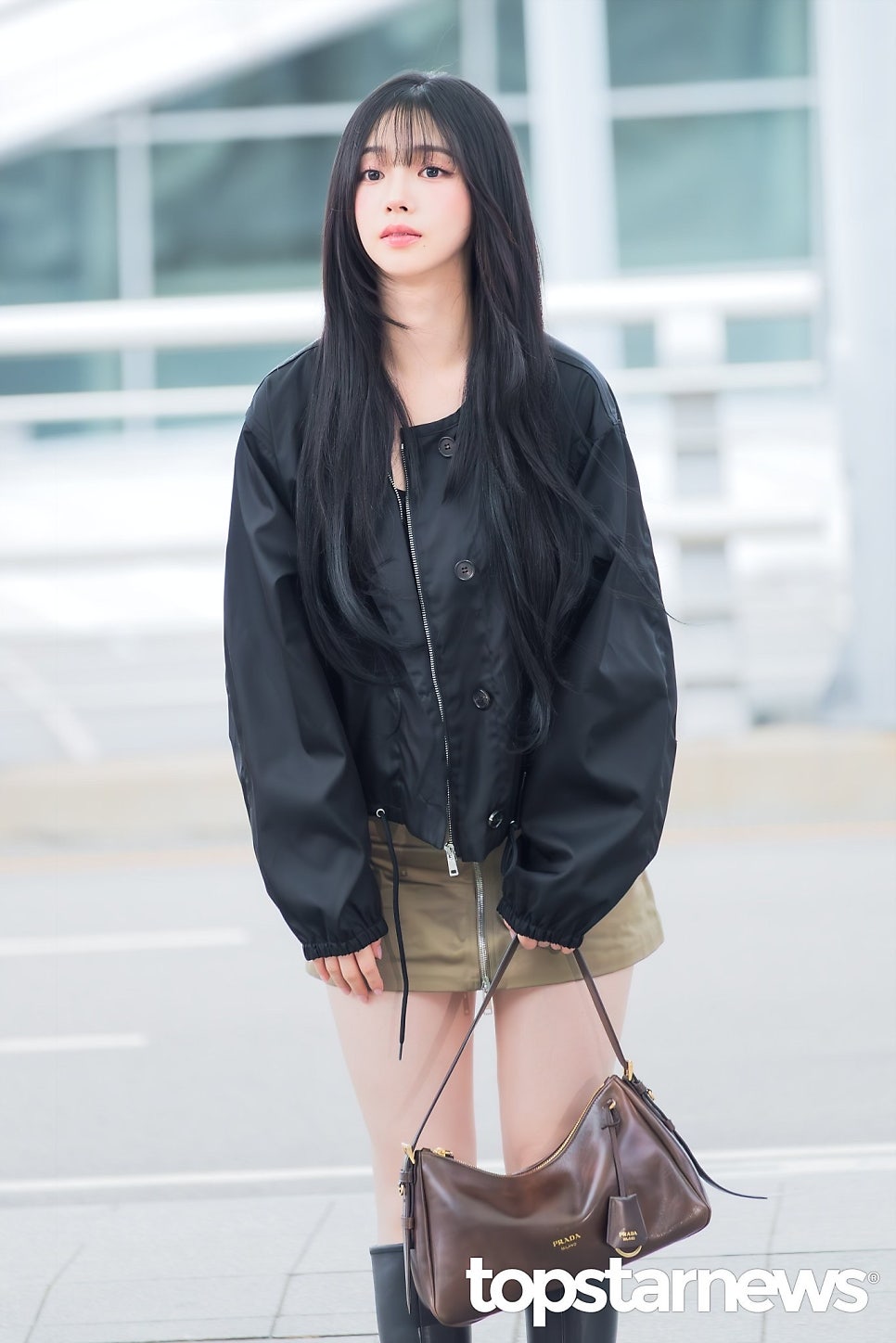 싱가포르 프라다 행사에서 요조숙녀 같은 카리나 지금 더 주목받는 이유는? 이미지 4