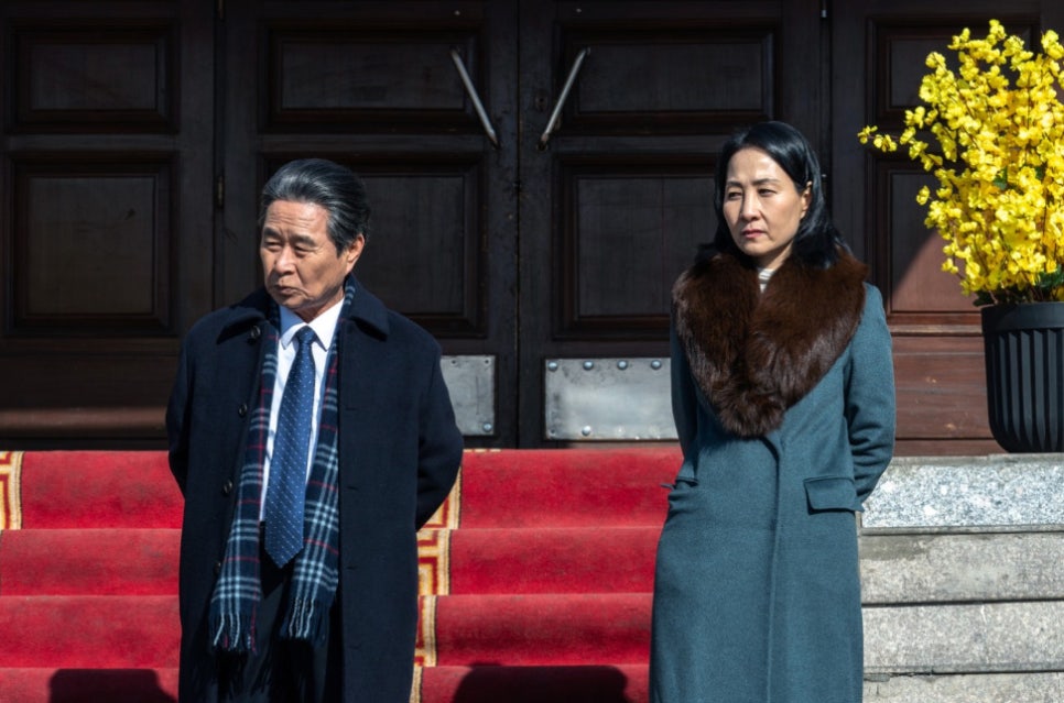 넷플릭스 종교영화 신의악단 리뷰 줄거리 결말 북한에서 피어난 찬양의 힘 한마디로 상황이 바뀌었다 이미지 4