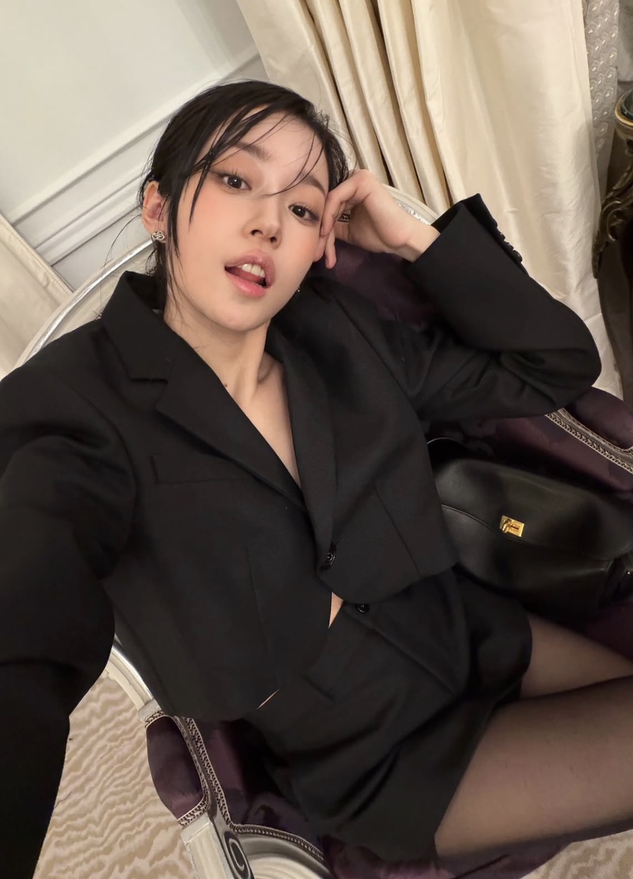 얼굴 크다고 악플 심한데.. 매번 주연 맡으며 잘 나가는 노윤서 얼굴형 논란이 다시 살아나는 중이다 이미지 3