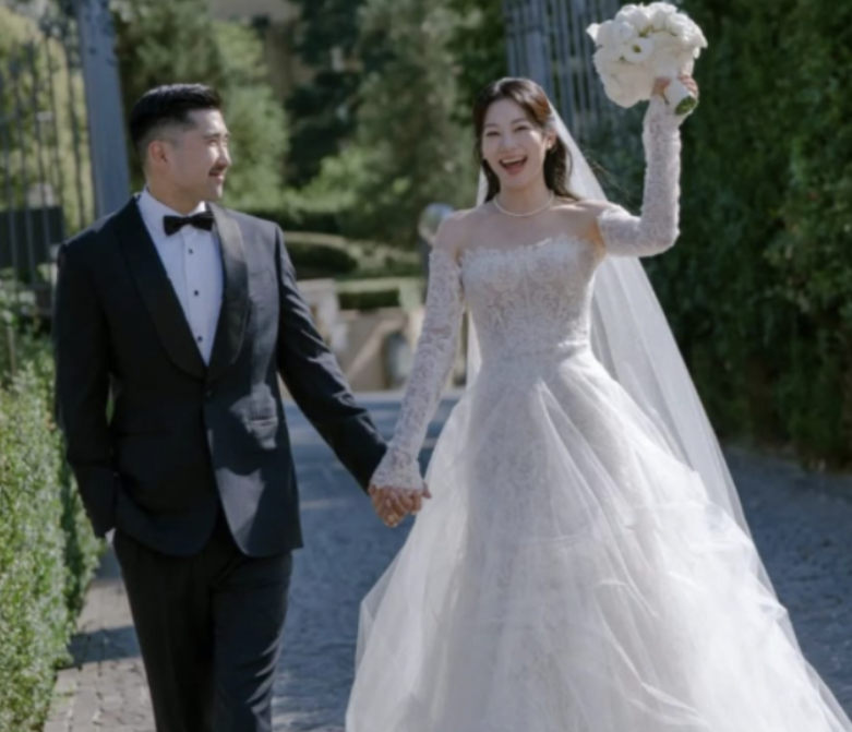 내가 주인공?! 절친 결혼식 블랙 드레스 두고 갑론을박 왜 또다시 말이 나오는 걸까 이미지 1