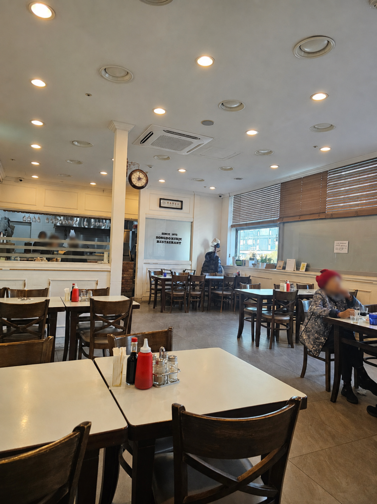 송도국제경양식 사진 8