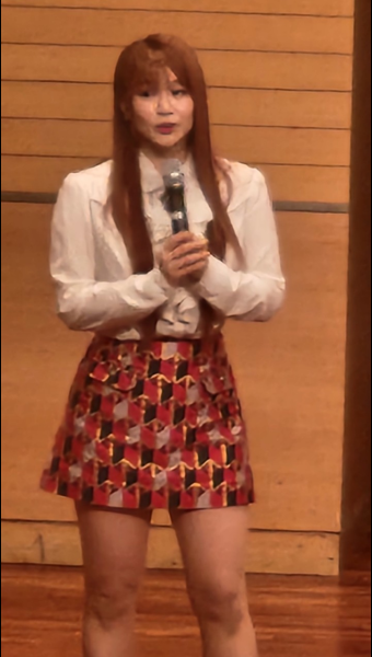 통장에만 130억 찍혔다 가난했던 어린 시절 딛고 슈퍼카 수십억대 거느린 스타강사 예전과 완전히 달라졌다 이미지 1
