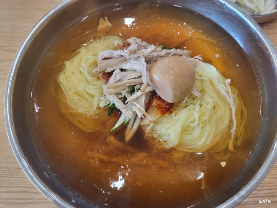 자연과사람들밀면 이호점 사진 8