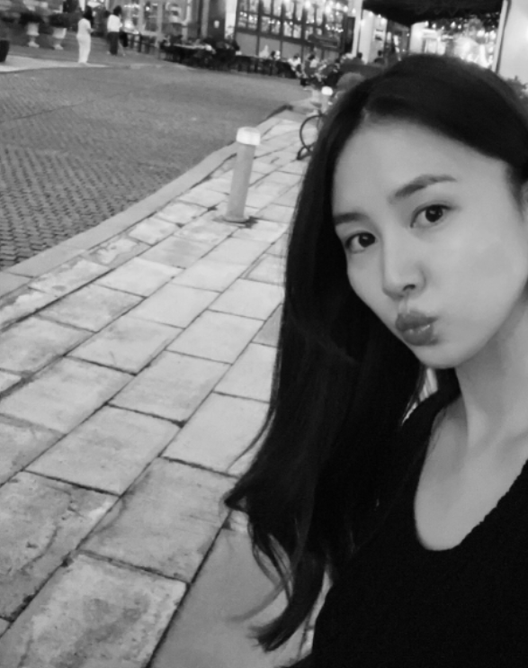출산 한 달 만에 공개된 진아름 근황 예전과 완전히 달라졌다 이미지 2