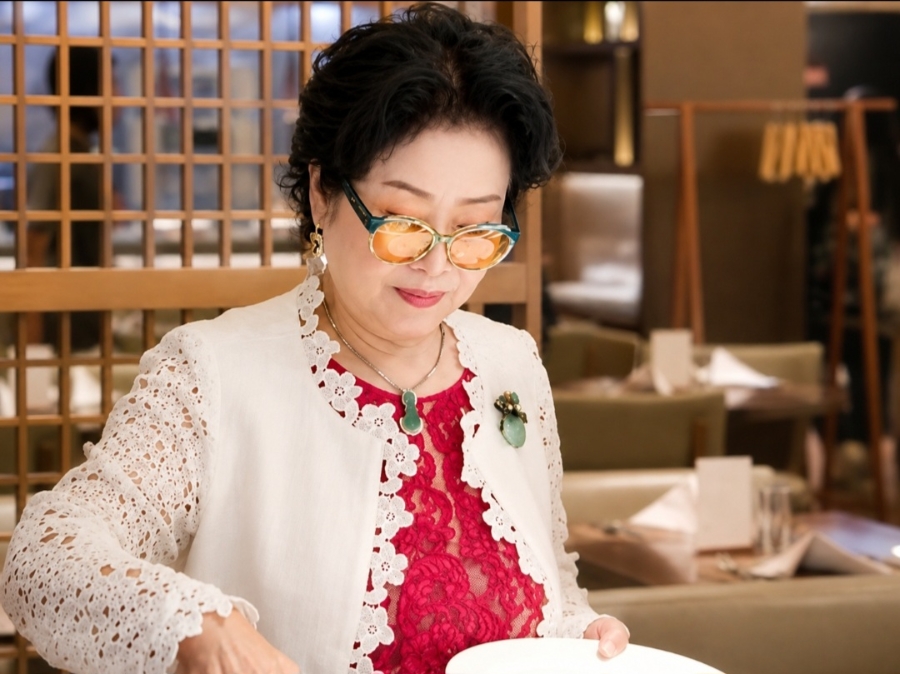 82세에 한강뷰 집 살면서 아침엔 호텔 뷔페... 선우용여가 돈 안 아끼는 이유 예전과 완전히 달라졌다 이미지 3