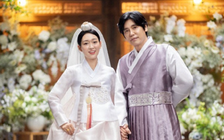 24살 나이 차이도 뛰어넘은 사랑 최성국 부부가 보여준 특별한 결혼 이야기 두 사람 연결되며 반응 커졌다 이미지 3
