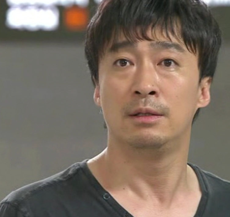 가스비도 막막했던 시절 장인어른 카드까지 빌려야 했던 국민 연예인 지금 더 주목받는 이유는? 이미지 3