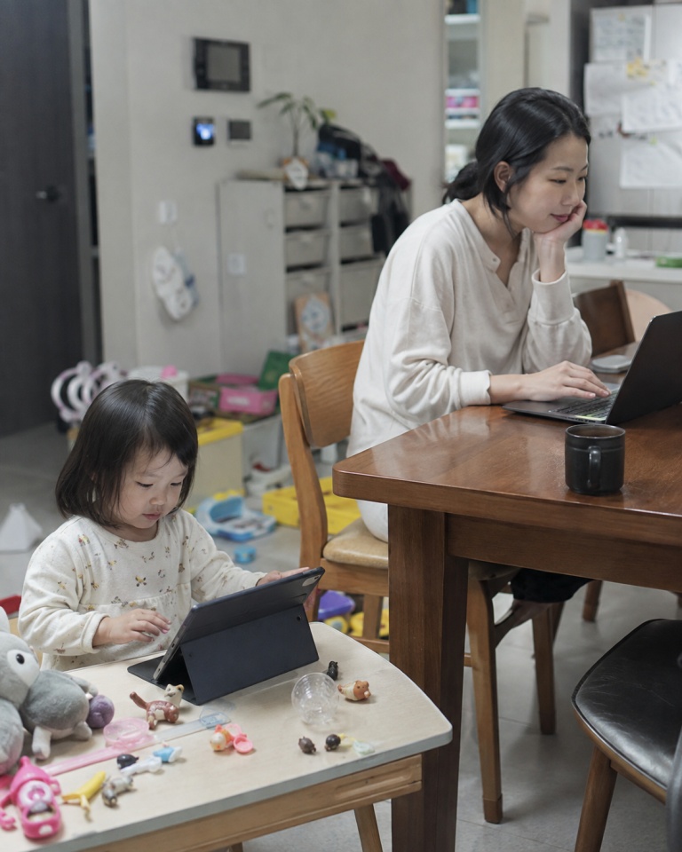 5세 미만 스크린 사용 하루 1시간 정말 시간만 줄이면 될까 말 한마디에 반응 터졌다 이미지 1