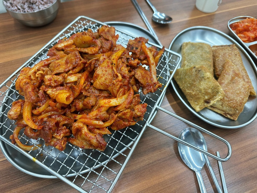 송씨제육 사진 8