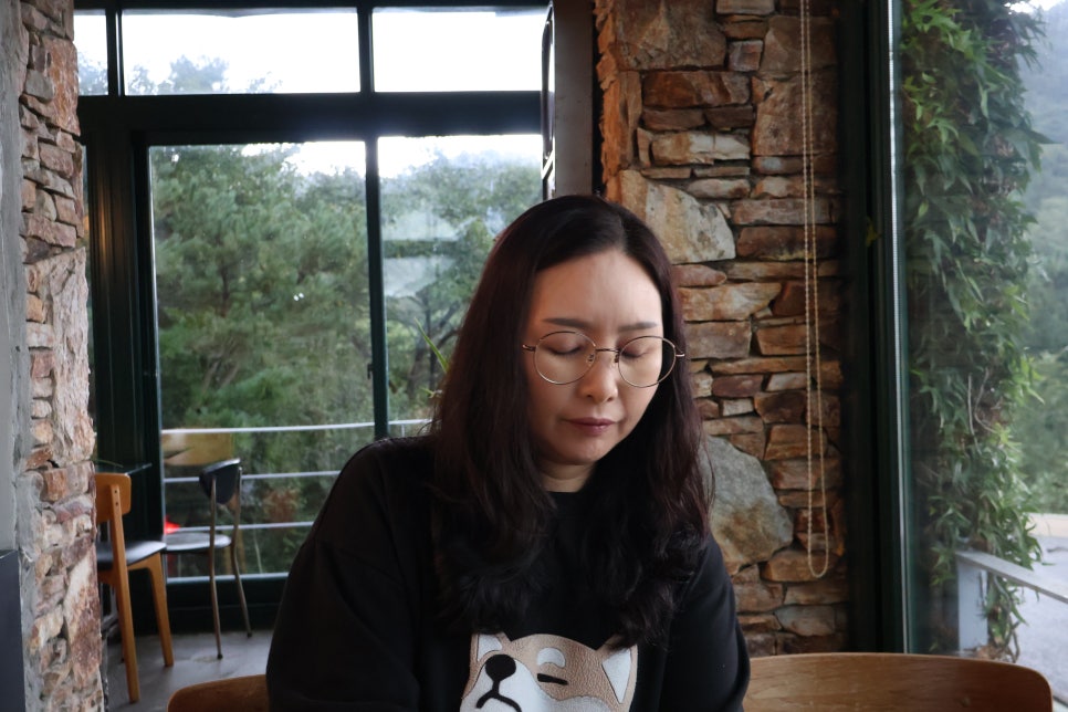 여름 여행 카메라 추천, 캐논미러리스 EOS R50로 가볍게 담은 카페 스냅