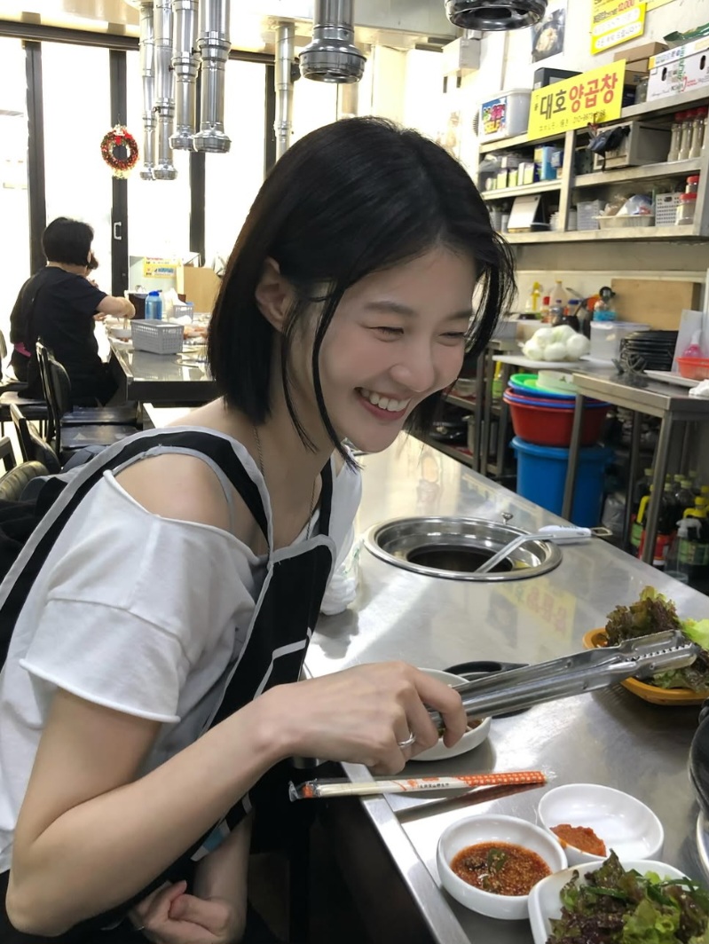 둘이 언제 사겼대 요즘 다시 관심이 커진 이유 이미지 3