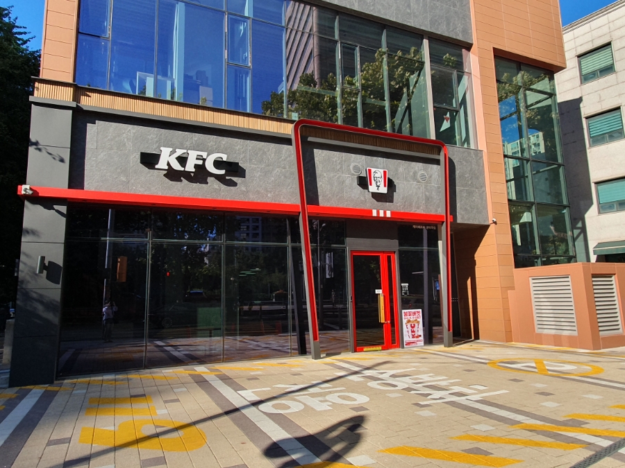 KFC 공덕역점 사진 7