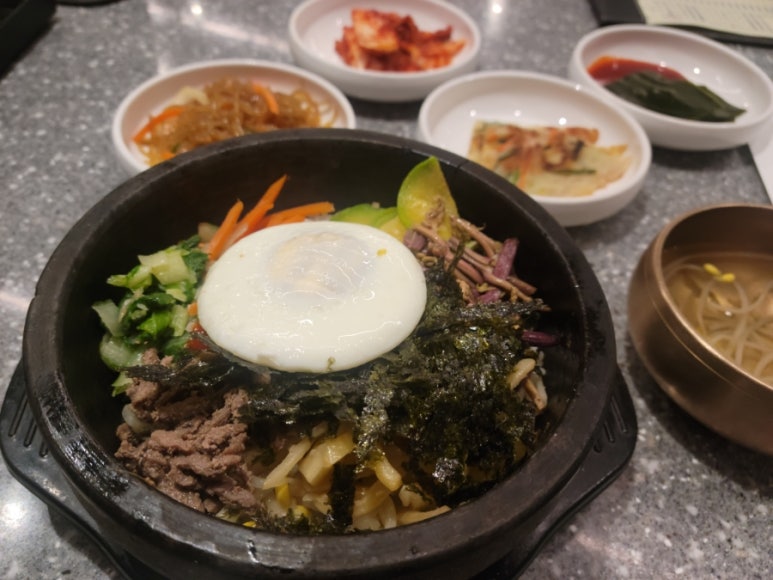 고향전주비빔밥 현대백화점천호점 사진 4