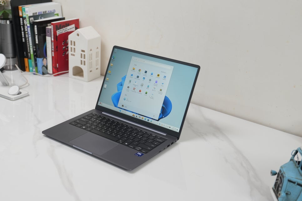 갤럭시북6 NT740VJT-A72A 32GB, 고성능 삼성노트북 활용도