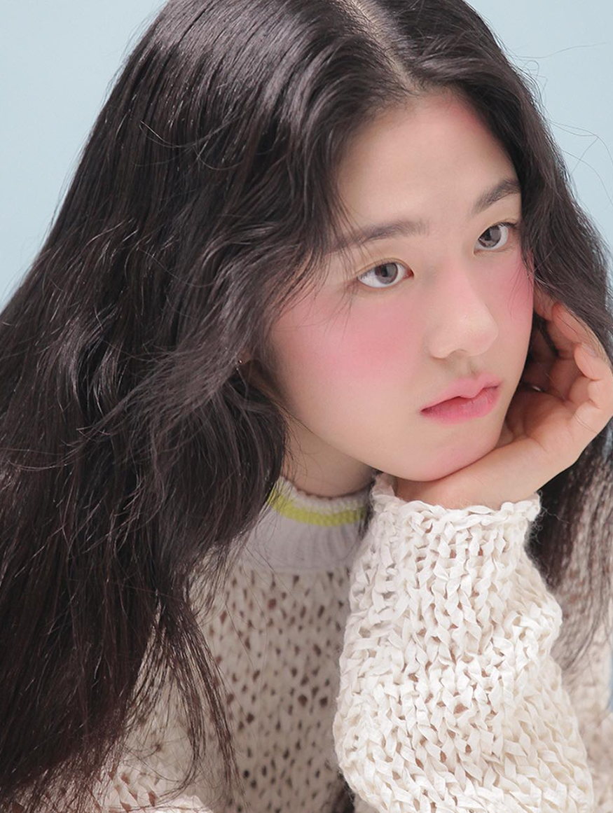 순수한 얼굴로 학폭했다고 집에 돈 많아서 유학으로 고대가고 파주 카페까지 차린 여배우 다시 화제가 되는 이미지 6