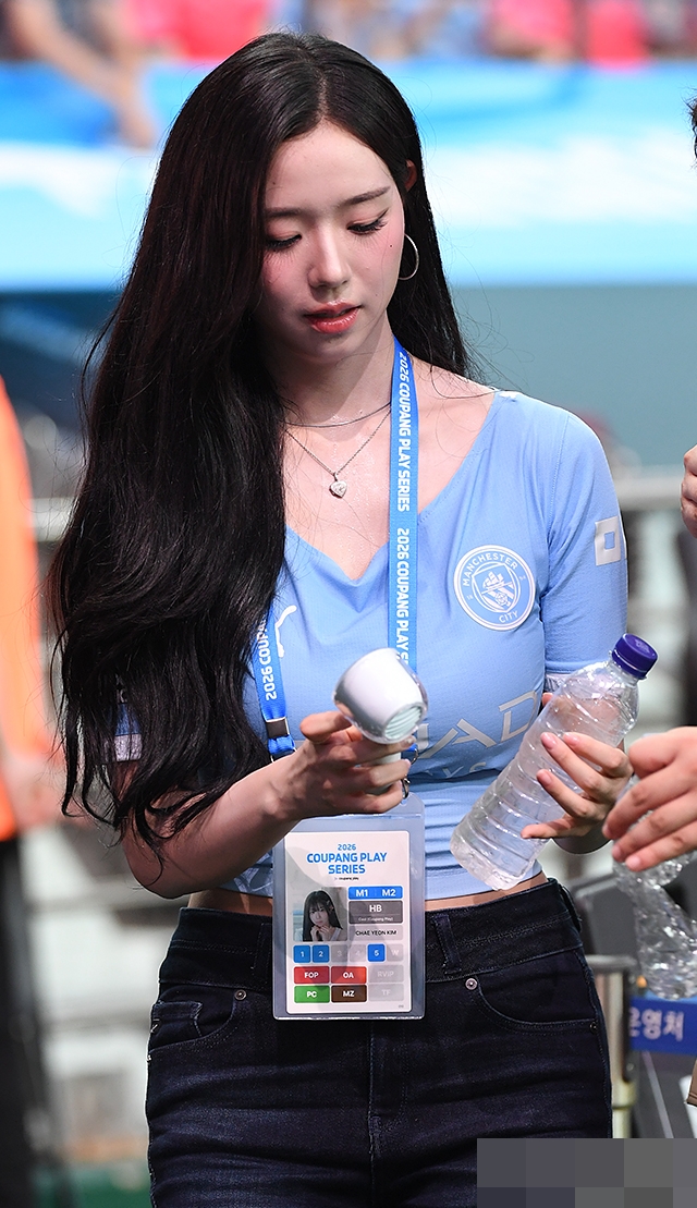 트리플에스 김채연 왜 요즘 더 눈길이 가는 걸까 이미지 1