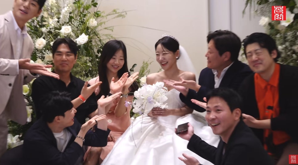 23기 영철 순자 결혼식 비하인드 나솔 유니버스 총출동 커피순결을 아내에게 다시 엮이면서 화제가 됐다 이미지 5