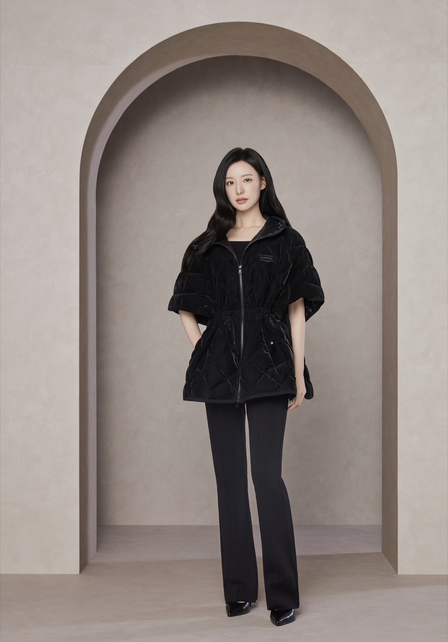 너무 예쁘다.. 김지원 듀베티카 프리미엄 여성 경량패딩 코디 예상과 전혀 다른 반응이 나온 이유 뭘까 이미지 2