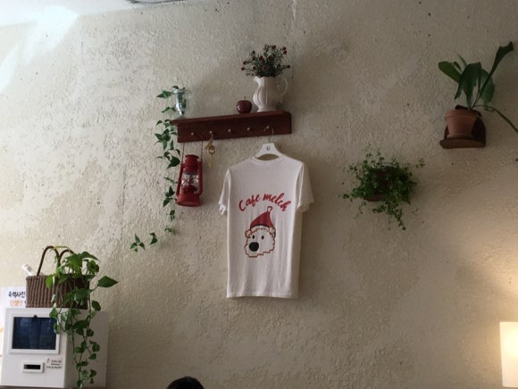 광주 동명동 cafe 멜크 - 오리망고 빙수를 팔아요 / 반려동물 동반 가능