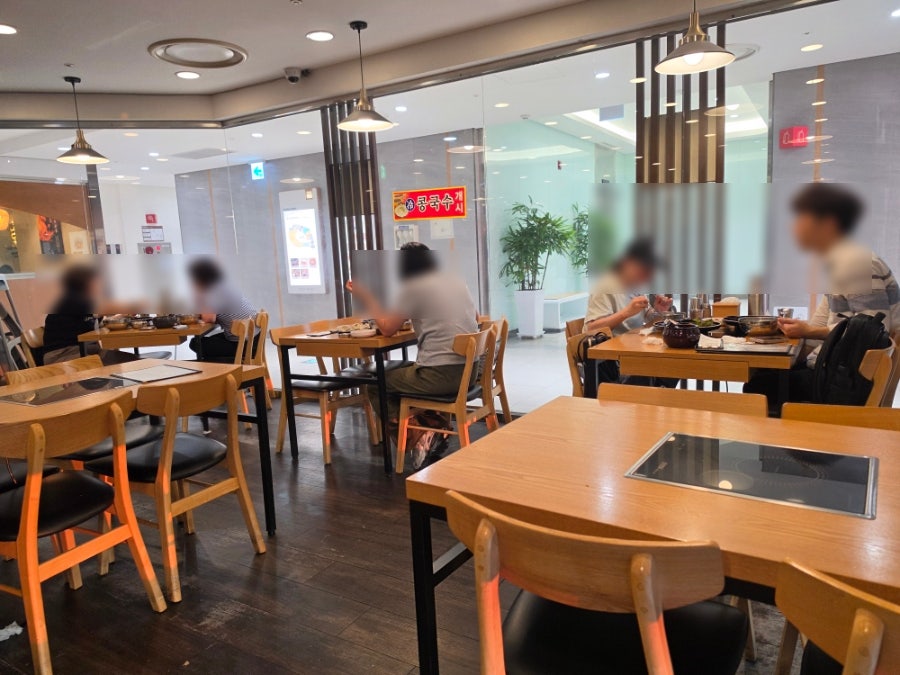 명동칼국수샤브샤브 신림역점 사진 5