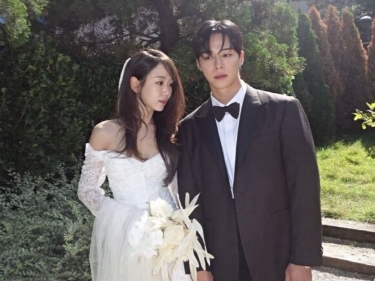 연예인 같네.. 나솔 30기 영수♥옥순 웨딩사진 보고 놀란 이유 과거 관계까지 다시 주목받는다 이미지 4