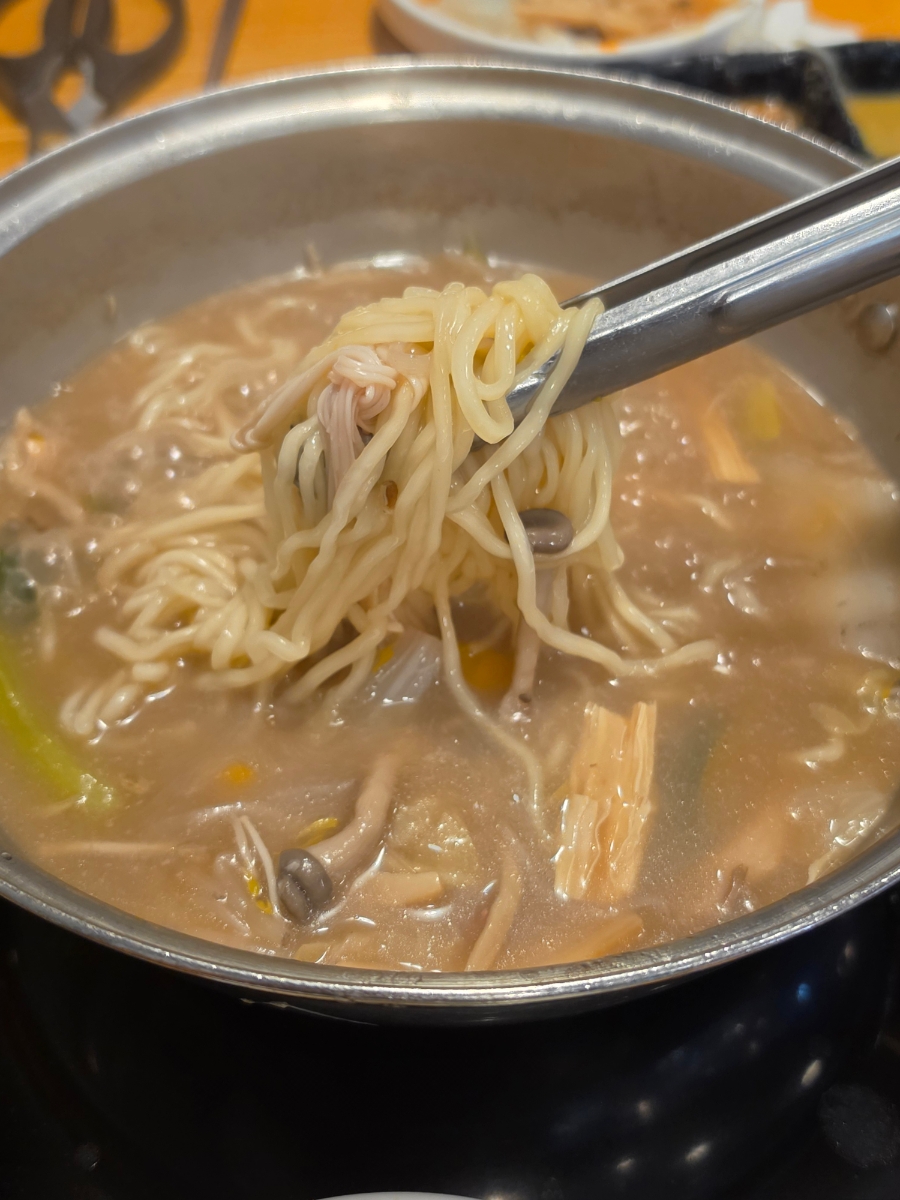 명동칼국수샤브샤브 신림역점 사진 8