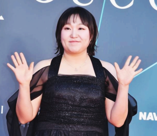 부캐로 돌아온 이수지 근황 하나로 분위기 바뀌었다 이미지 4