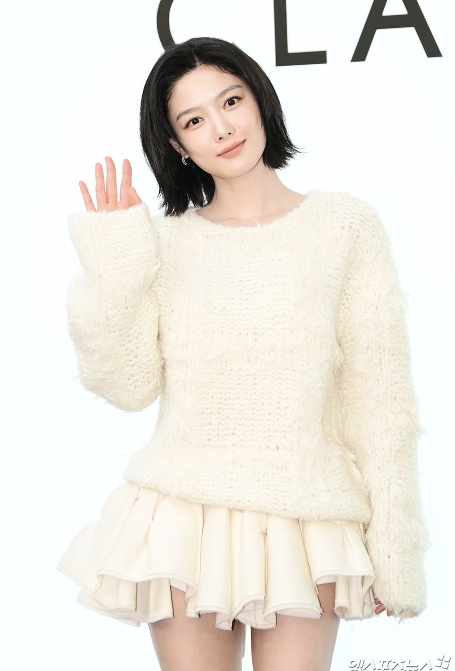 한명은 촌스럽네.. 아역 출신 김유정 vs 김소현 패션 대결 예상과 전혀 다른 반응이 나온 이유 뭘까 이미지 2
