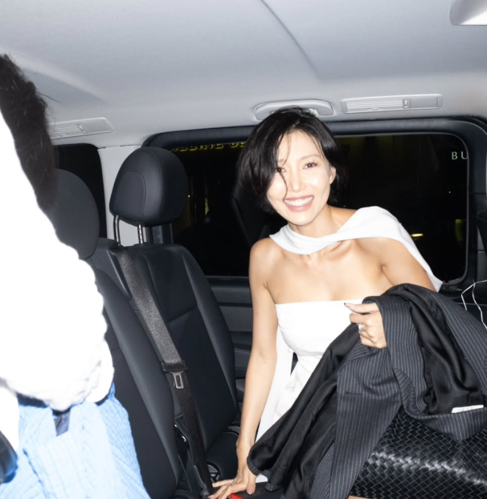 파리 한복판에서 벌러덩 길거리 벤치에 누워버린 한국 연예인 예상과 전혀 다른 반응이 나온 이유 뭘까 이미지 5