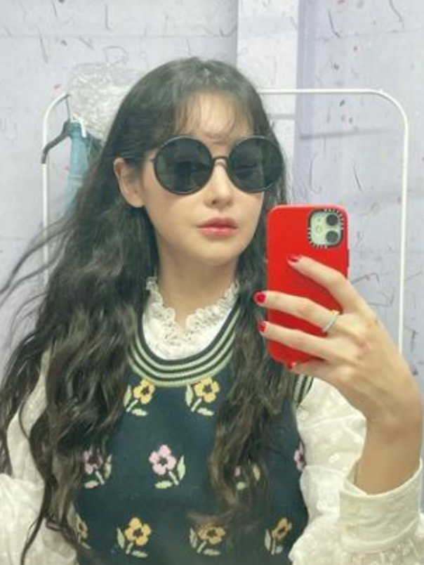 긴머리 질렸다면 가을엔 히피펌 스타일 연예인 헤어 참고 예상과 전혀 다른 반응이 나온 이유 뭘까 이미지 2