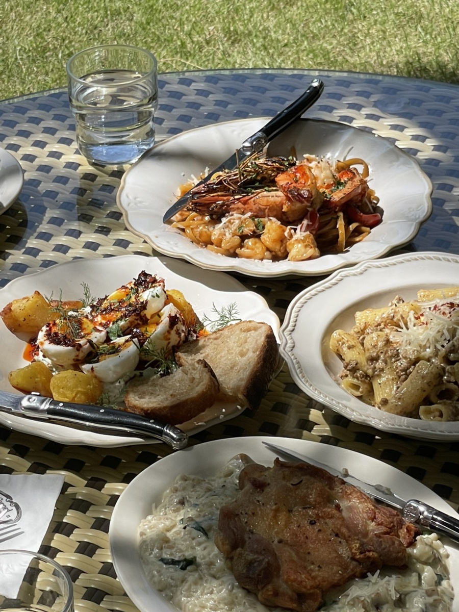 [DDP 맛집] 콘드에뻬뻬 : 테라스 맛집 평일 오후 방문 후기 (블루리본 찐인 이유) : 네이버 블로그