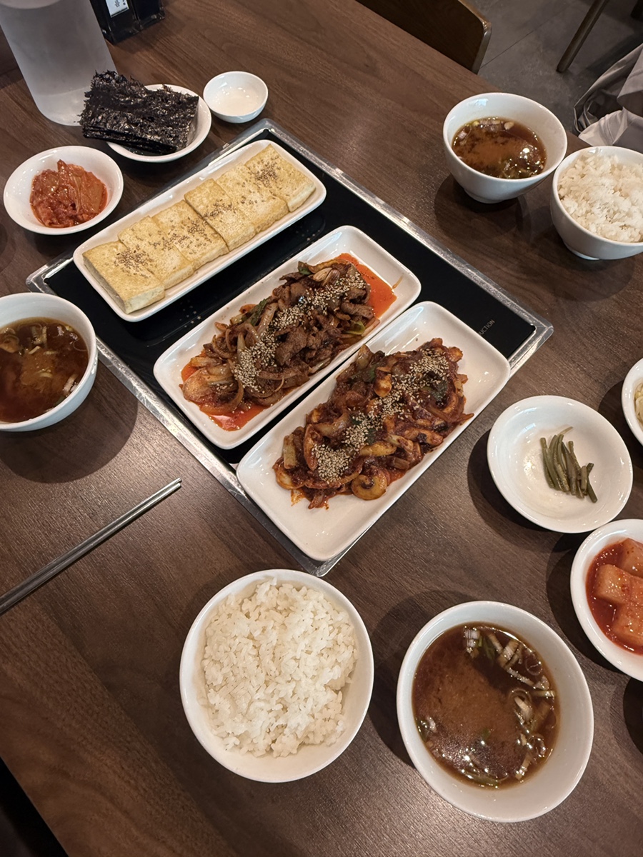 동양백반 타임빌라스수원점 사진 7