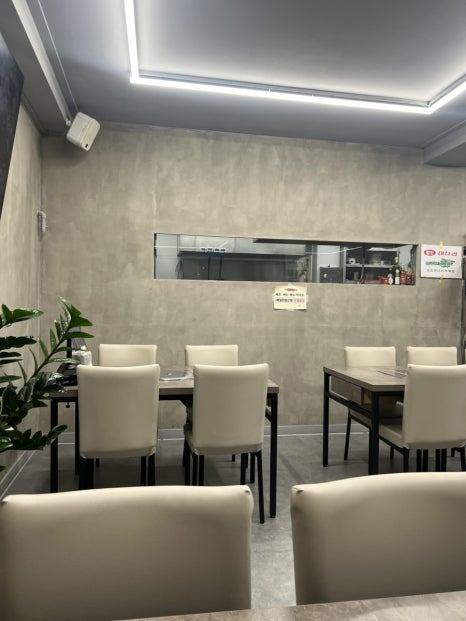 야저 대표 사진