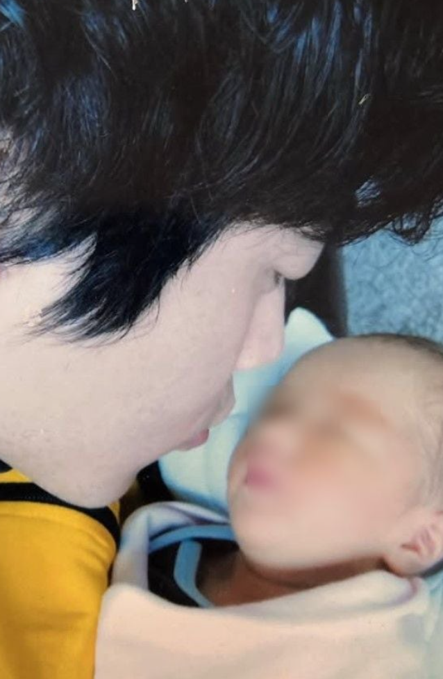 수돗물로 배 채우던 소년이.. 230억 빌딩 세운 톱스타의 현재 예전과 완전히 달라졌다 이미지 6