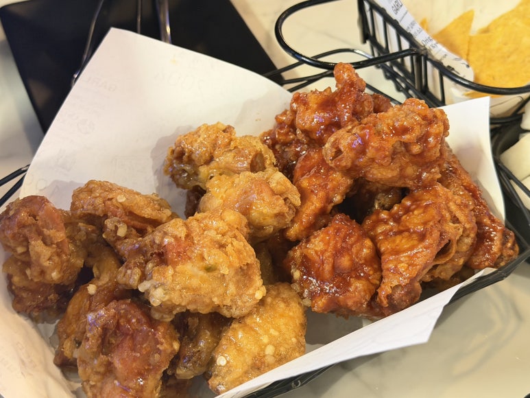 교촌치킨 야탑역점 사진 5