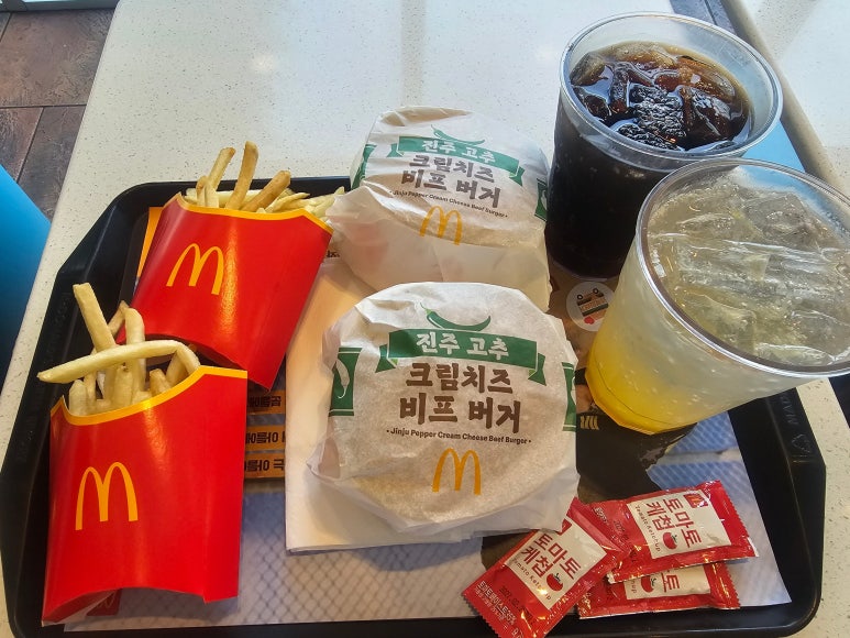 맥도날드 대학로점 사진 7