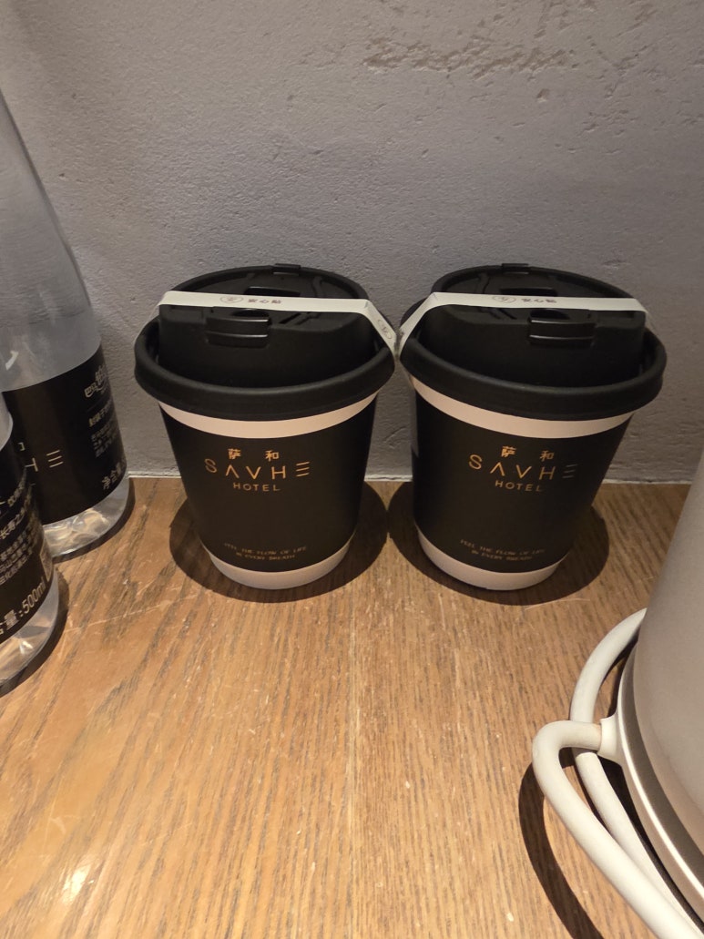 객실에 준비된 컵