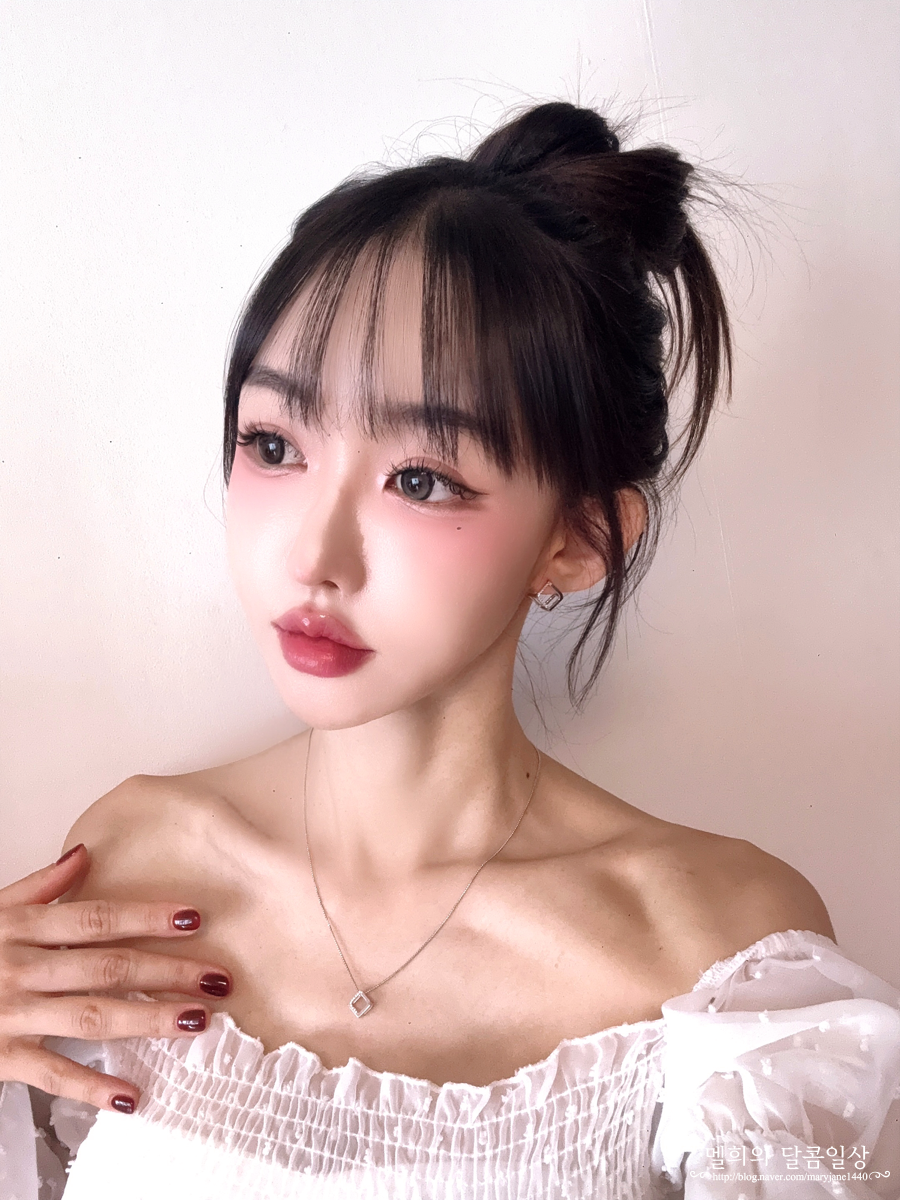 화제성 대박! 아이유 실버목걸이 실버귀걸이 기록 이후 시선이 달라졌다 이미지 2