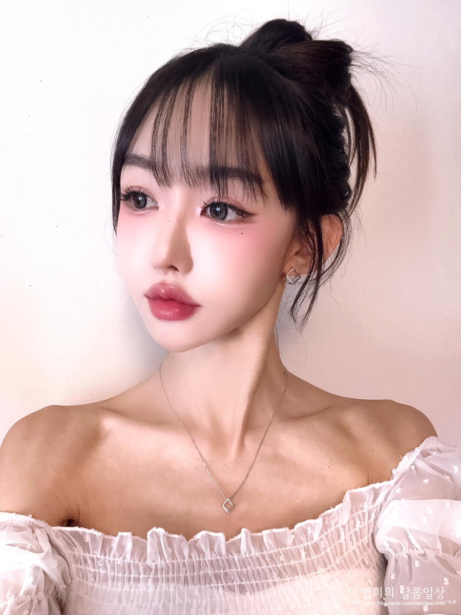 화제성 대박! 아이유 실버목걸이 실버귀걸이 기록 이후 시선이 달라졌다 이미지 1