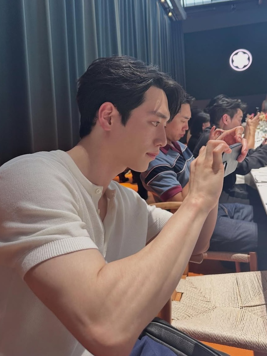 얼마나 잘생겼길래 지금 다시 보는 사람들이 많다.! 이미지 2