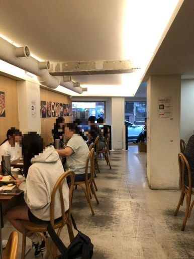 대학로고래 사진 2