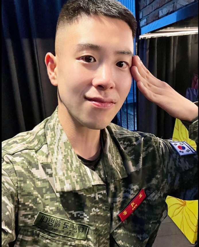 군대 가겠다는데 3번이나 떨어졌다.. 신검 1급 아이돌에게 무슨 일이 있었나 최근 분위기가 확 바뀌었다 이미지 6