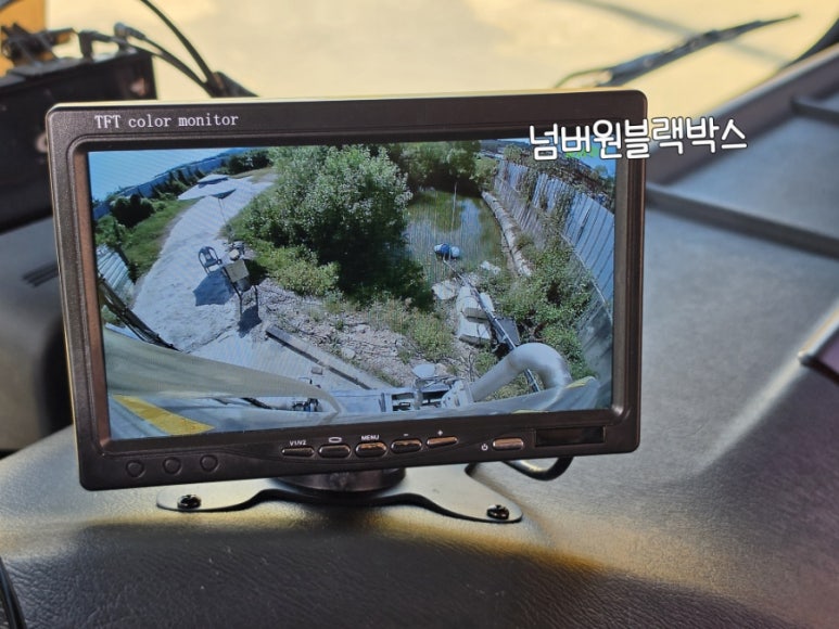 [파주/김포/일산/인천] 탱크로리 화물차 후방카메라 장착, 특수차량 사각지대 완벽 해소! : 네이버 블로그