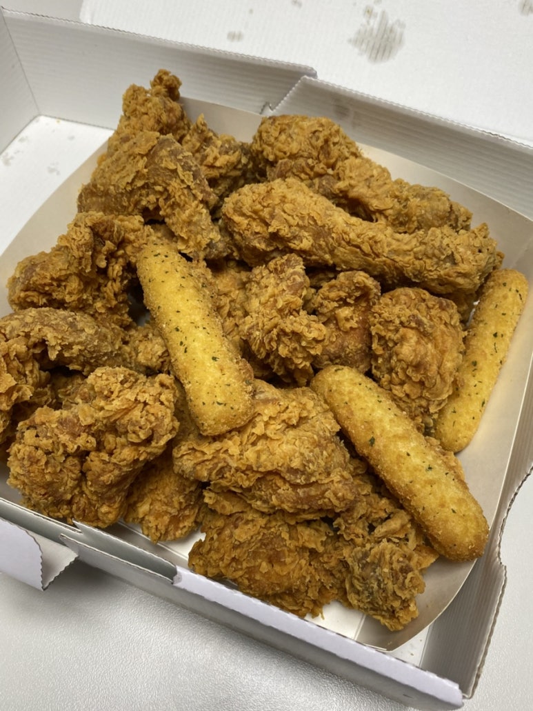 네네치킨 신도시점 사진 3