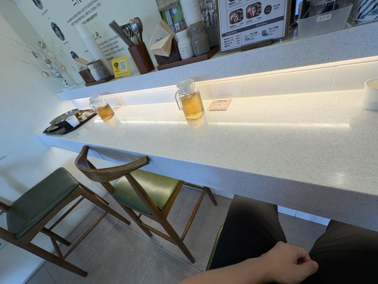 메르밀진미집 논현직영점 사진 2