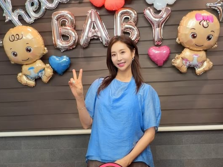 하루에 두 번이나 왜 요즘 더 눈길이 가는 걸까 이미지 2